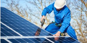 Installation Maintenance Panneaux Solaires Photovoltaïques à Izenave